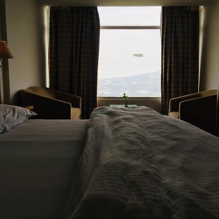 Hotel Jammu Ashok Esterno foto